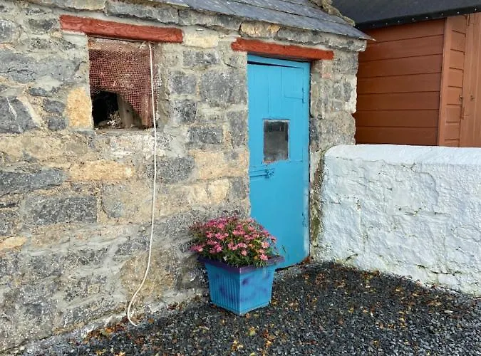 Holiday home Katie's